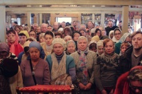 В день престольного праздника епископ Пантелеимон возглавил служение литургии в храме святителя Ермогена в Гольяново