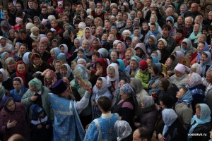 14 октября в храме Покрова Пресвятой Богородицы в Измайлово епископ Пантелеимон, возглавил праздничную литургию