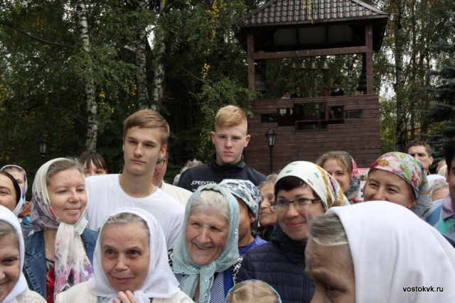 Престольный праздник храма Спаса Нерукотворного в Перово завершился концертом
