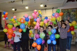 Для детей с ограниченными возможностями устроили праздник в храме