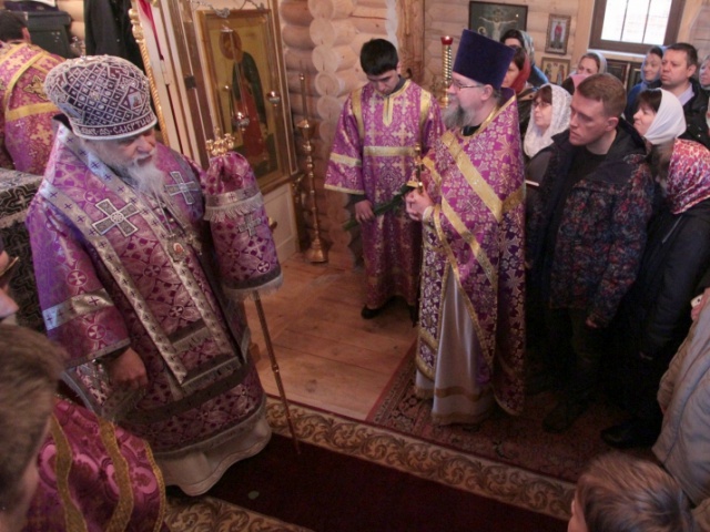 Епископ Пантелеимон: "Любовь там, где есть жертва и готовность служить"